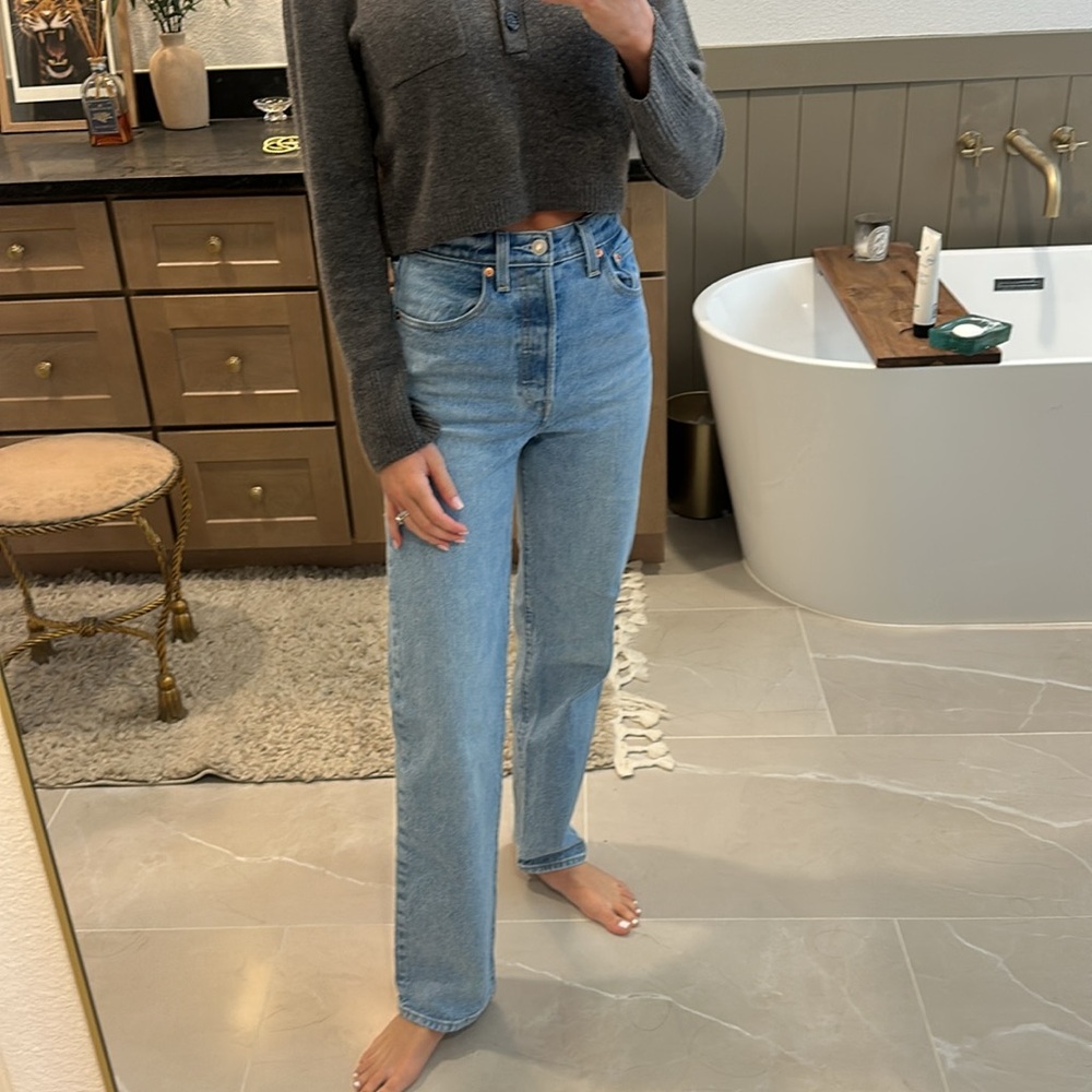 Levi rib cage straight jeans